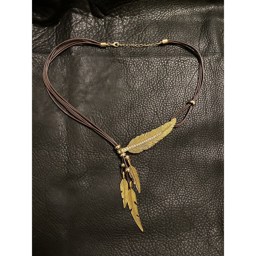 New Rope Chain Leaf Feather Pattern Pendant South Western Rhinestones Necklace